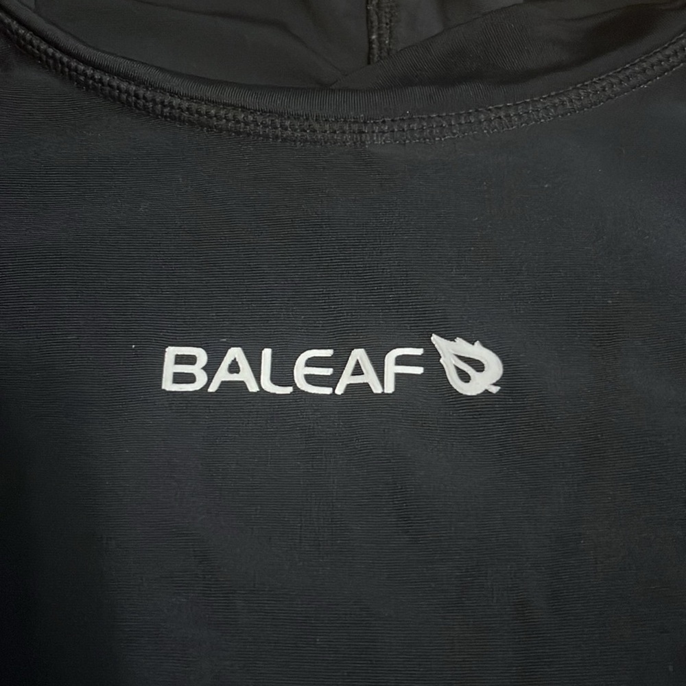 Baleaf paddle board suit, black, zipper in back - Picture 7 of 9